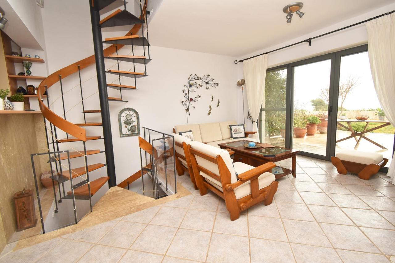 Olia Sea View Shared Pool Villa, Néa Fókaia Exteriér fotografie