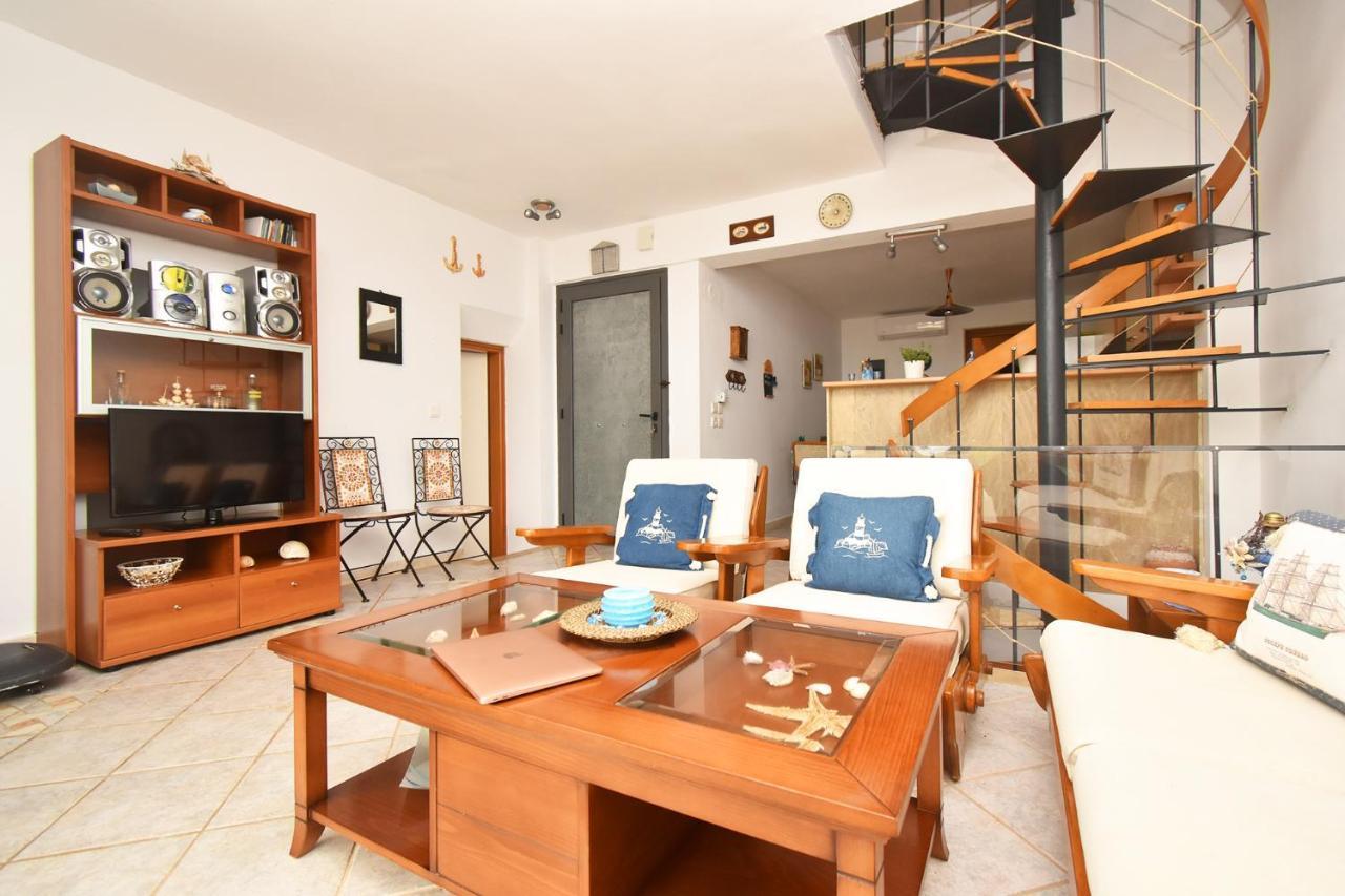 Olia Sea View Shared Pool Villa, Néa Fókaia Exteriér fotografie