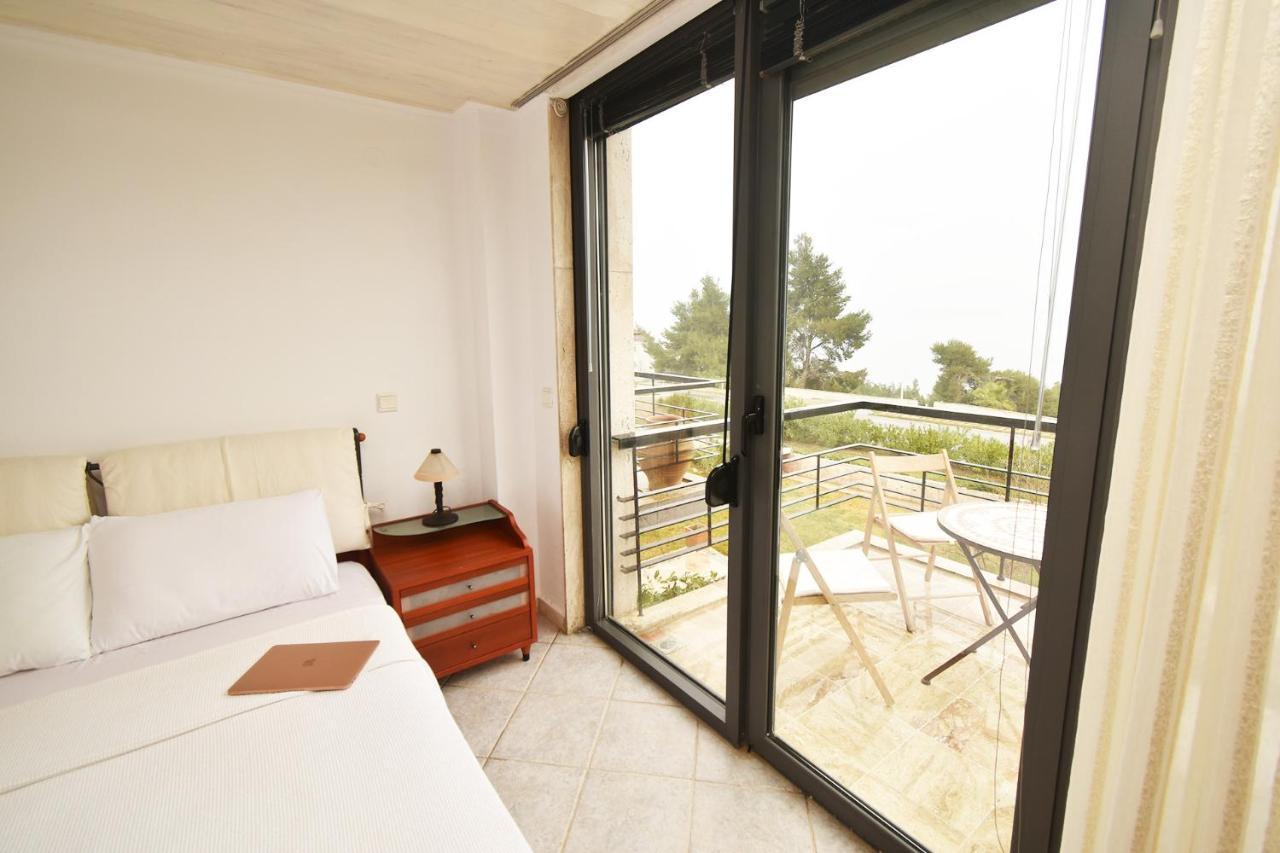 Olia Sea View Shared Pool Villa, Néa Fókaia Exteriér fotografie